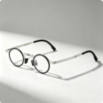 Retro ultra-light portable reading glasses with high-definition, foldable features and blue light protection