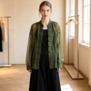 Shirt for women with a unique design, sun-protective, air-conditioned, cardigan-style top - Image 3