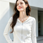 Early Autumn Zippered Hooded Sweatshirt, Korean Style, Slim-Fitting Cropped, Stylish Women's Long-Sleeve Top