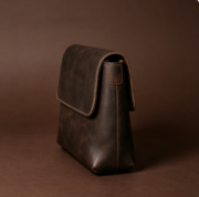 New Retro Minimalist Genuine Leather Single-Shoulder Bag - Image 3