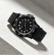 Luxury and stylish quartz movement watches for the niche market